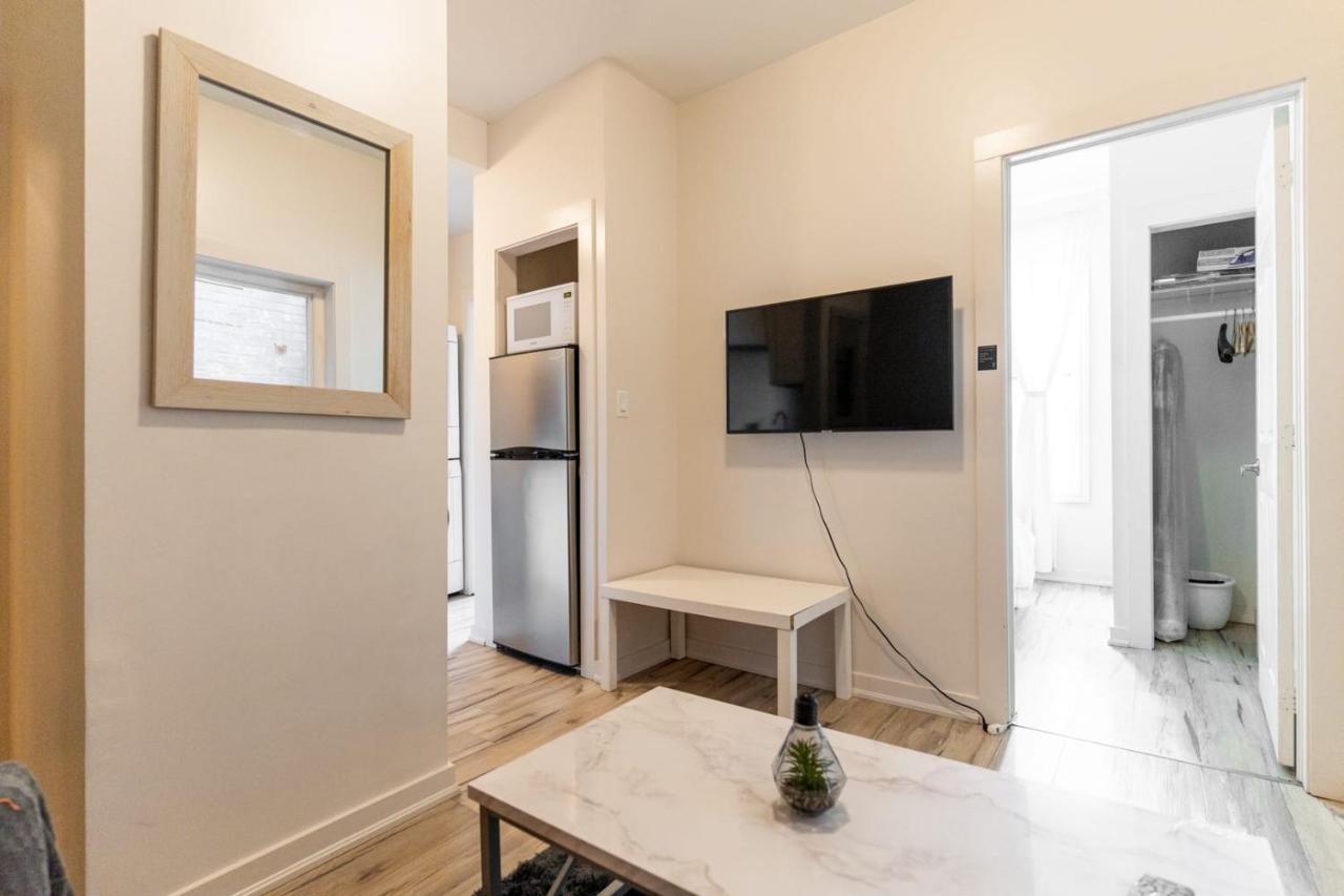Modern 1 Bedroom Apartment With In-Suite Laundry 해밀턴 외부 사진